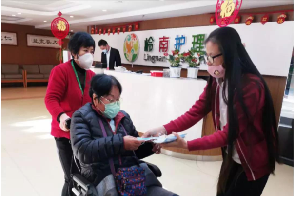 每一个通俗的emc易倍体育人，，，，都可能是疫情时刻的“逆行者”